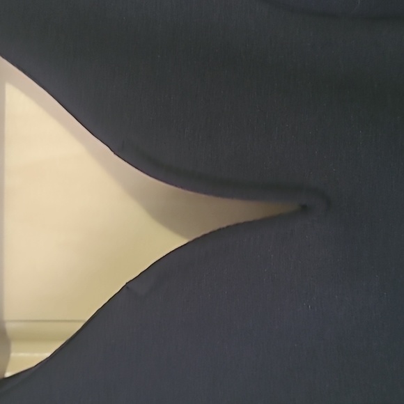 LBD - Picture 2 of 6